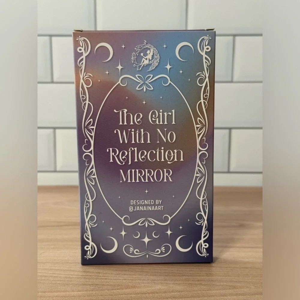 The Girl With No Reflection Hand Mirror | Fairyloot